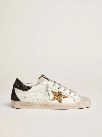 Super-Star femme en cuir nappa avec étoile à paillettes dorées et contrefort à paillettes noires